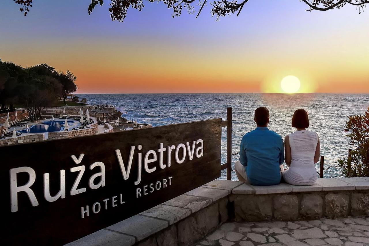 דוברה וודה Ruza Vjetrova - Wind Rose Hotel Resort מראה חיצוני תמונה