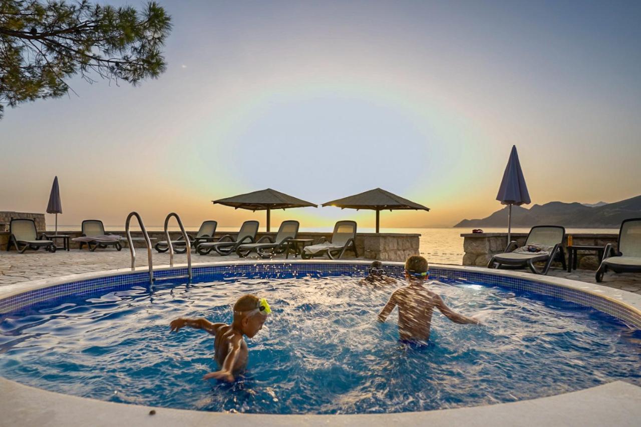 דוברה וודה Ruza Vjetrova - Wind Rose Hotel Resort מראה חיצוני תמונה