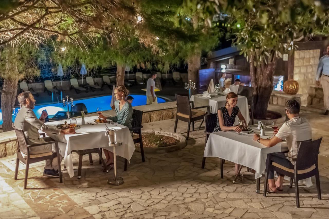 דוברה וודה Ruza Vjetrova - Wind Rose Hotel Resort מראה חיצוני תמונה