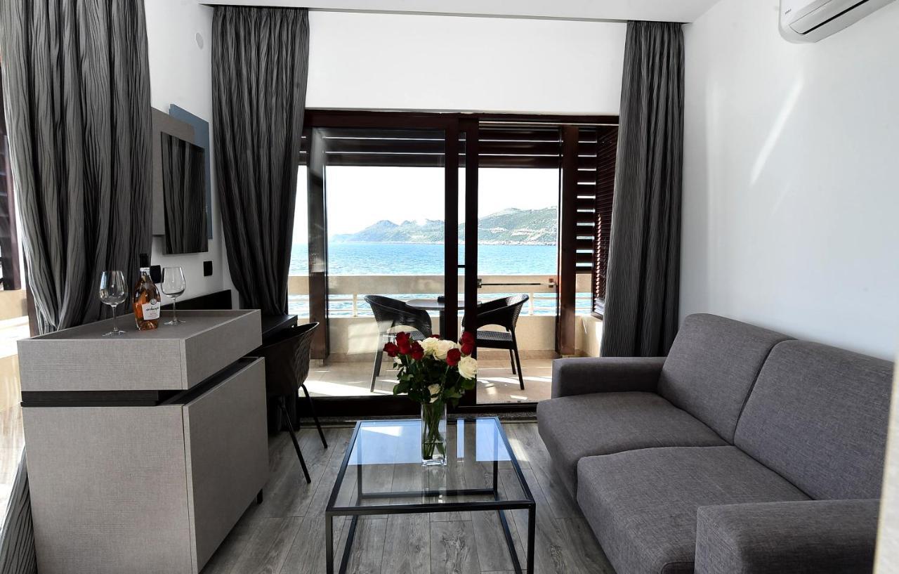 דוברה וודה Ruza Vjetrova - Wind Rose Hotel Resort מראה חיצוני תמונה
